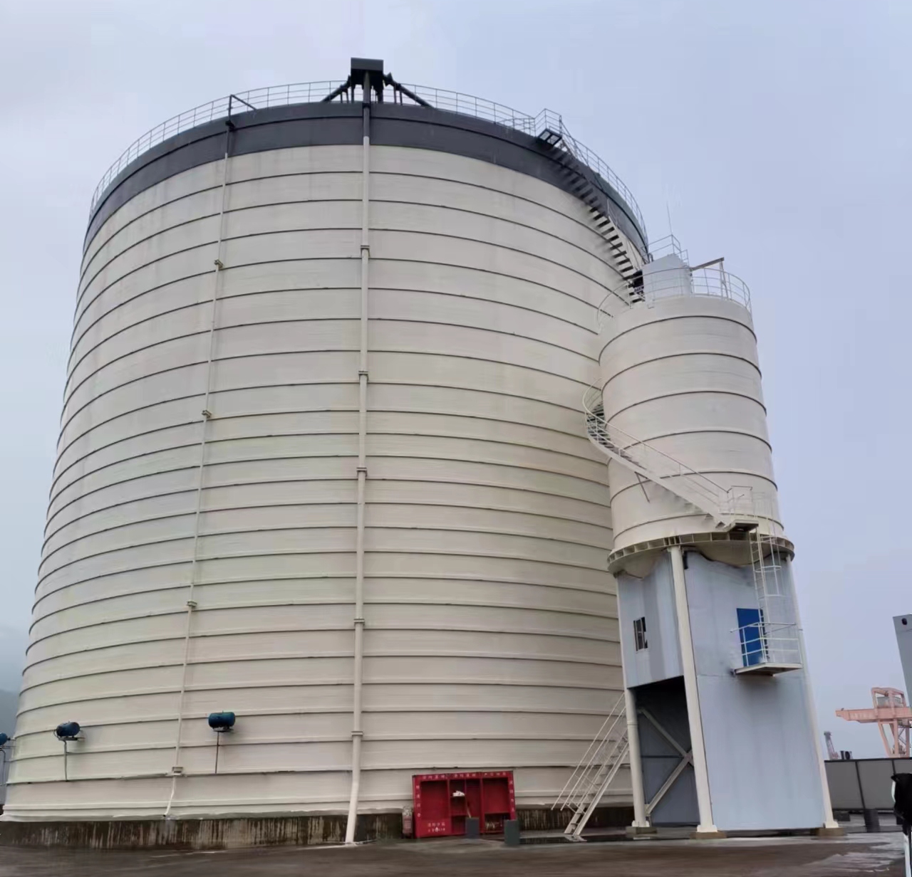 瑞丽10万吨水泥钢板库